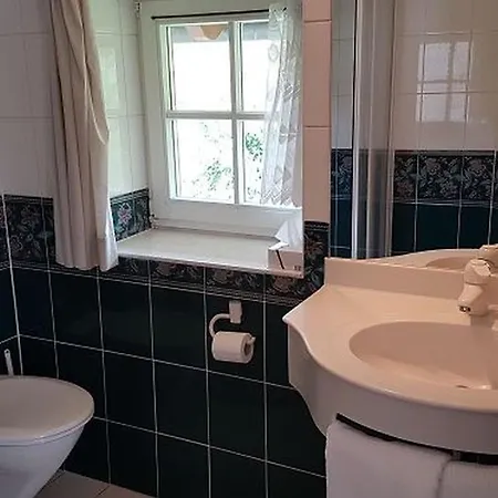 & Restaurant Weinberg