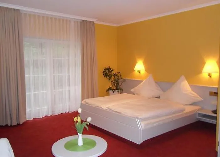 & Restaurant Weinberg 2* Baden-Baden