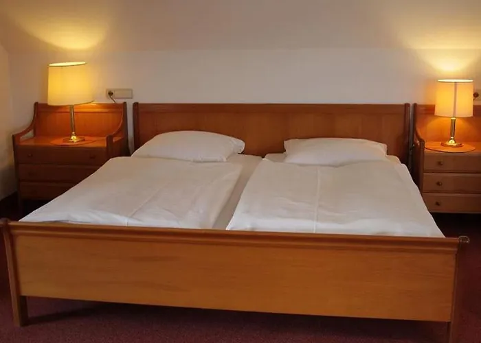 & Restaurant Weinberg 2*